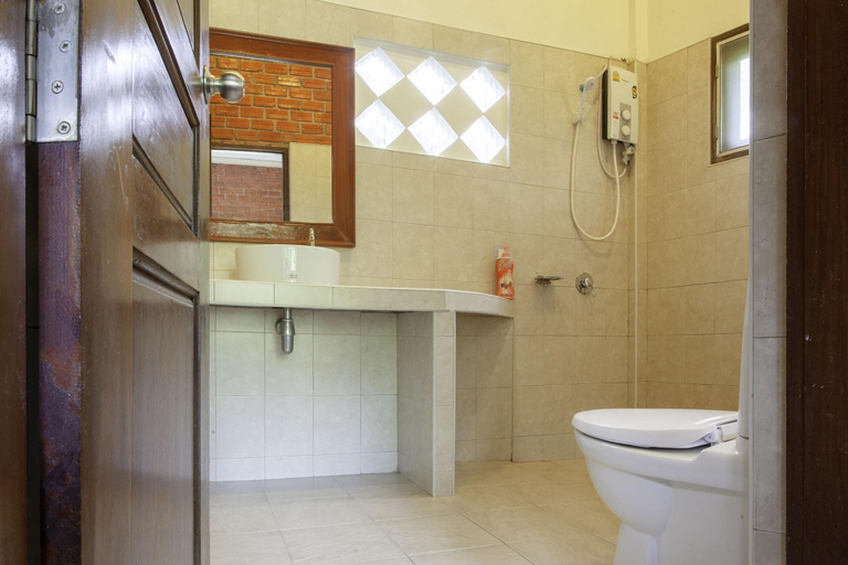 Bathroom 5, Baan Suan Homestay Koh Kood, K. Ko Kut