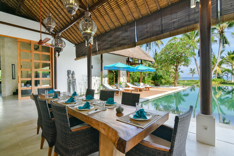 Villa Brongbong Pantai, Buleleng