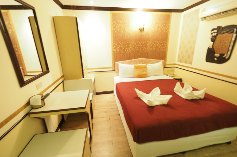 Bedroom 24