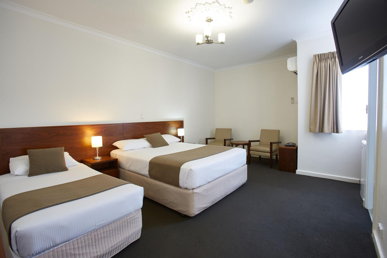 Bedroom 3, Rose Hotel & Motel, Bunbury