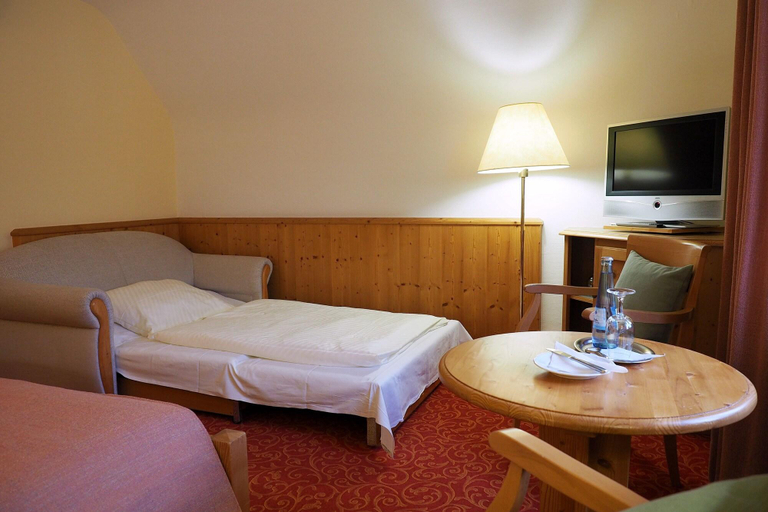 Bedroom 5, Landgasthof Rebstock Weil am Rhein / Basel, Lörrach