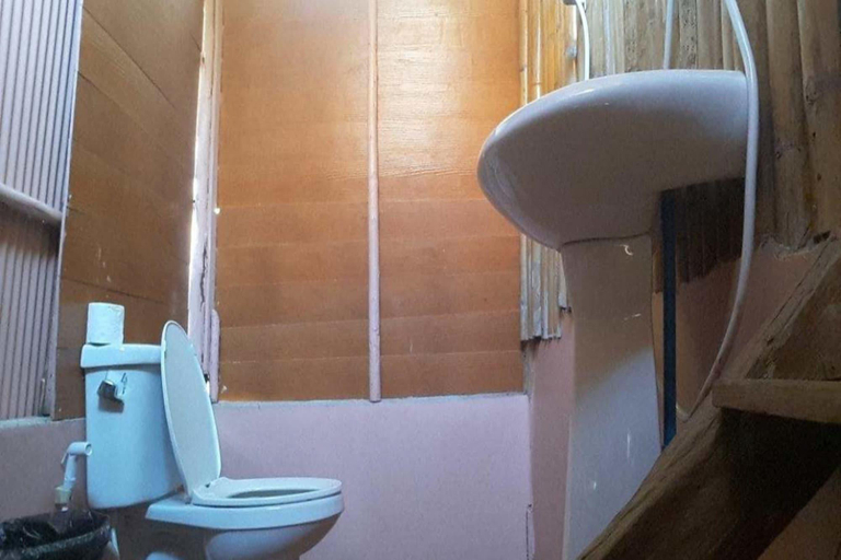 Bathroom 4, Nusha Homestay, Pai