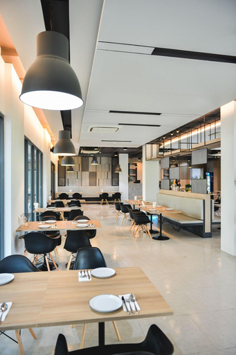 Food & Drinks 5, 9D Sport Hotel, Muang Udon Thani