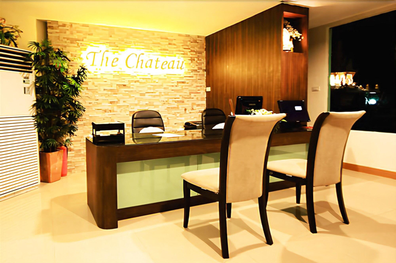 Food & Drinks, The Chateau Luxury Serviced Apartment, Huai Kwang