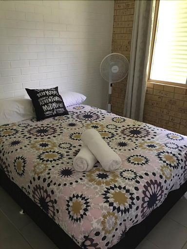Bedroom 4, Motel Sunshine Coast, Caloundra - Caloundra S.