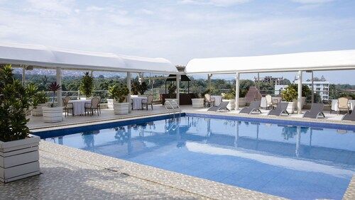 Le Panoramique Hotel by Celexon, Roherero