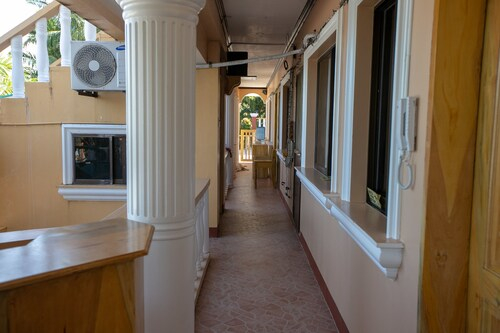 Casa Royal Beach Front, Siquijor