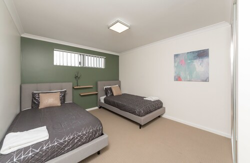 Eliza Park Suite 21, Cockburn
