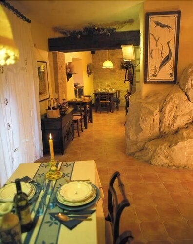Il Palazzetto Dei Conti Ancajani, Terni