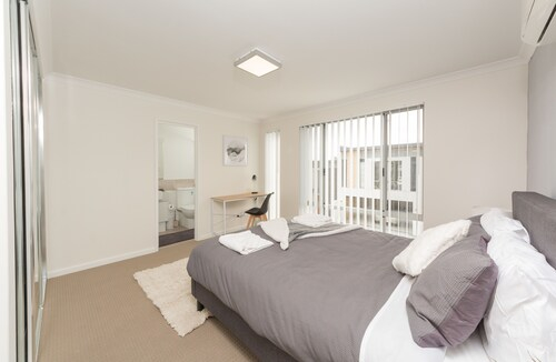 Eliza Park Suite 21, Cockburn