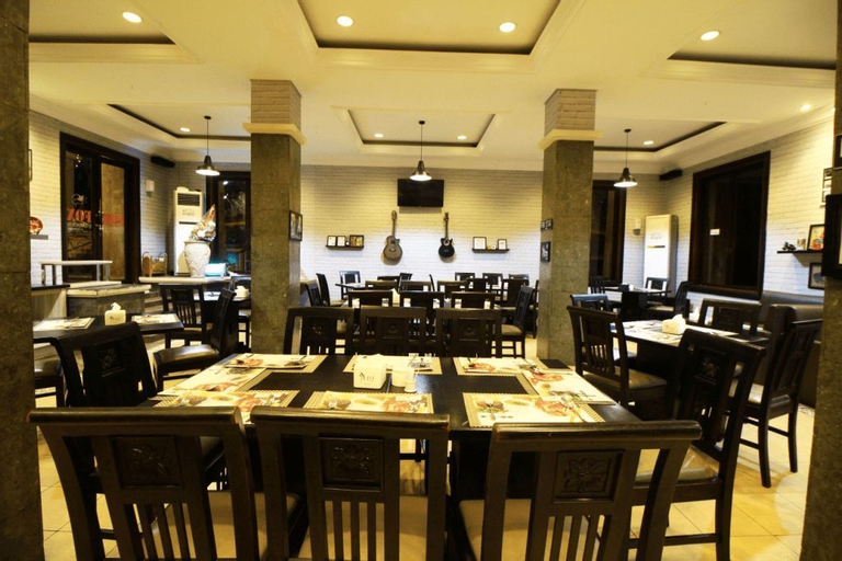 Restaurant 13