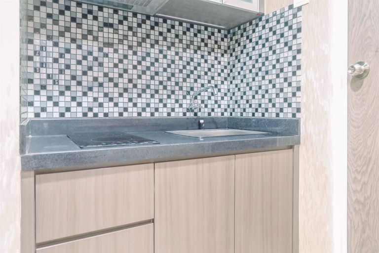 Others 4, Classic Studio Room Apartment at Taman Melati By Travelio, Surabaya