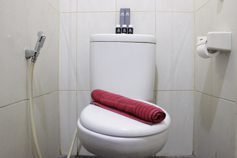 Bedroom 3, Private & Stylish 2BR at Gateway Apartment Ahmad Yani Cicadas By Travelio, Bandung