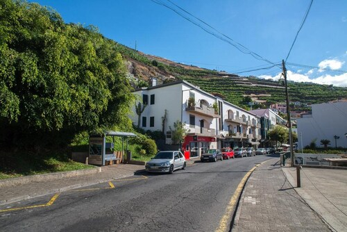 apartment with 2 bedrooms in câmara de lobos, with wonderful sea view, balcon..., Câmara de Lobos