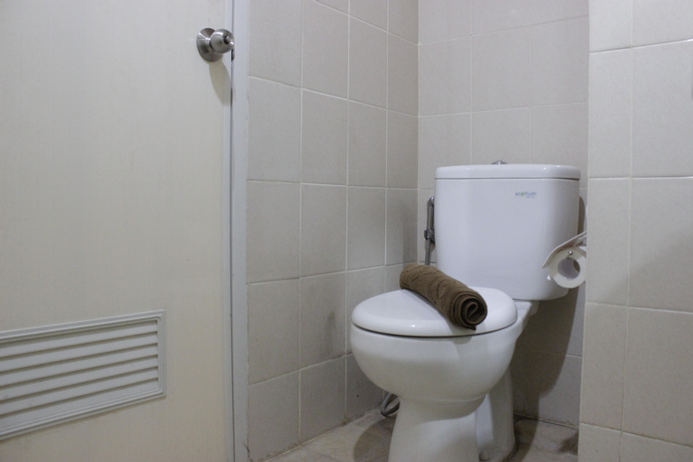 Stylish & Relaxing Studio Apartment at Parahyangan Residence near UNPAR By Travelio, Bandung