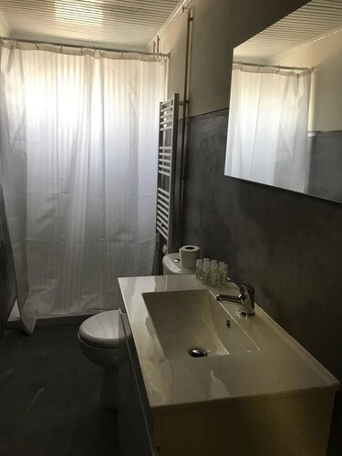 house with 3 bedrooms in lamego, with wonderful city view and wifi, Lamego