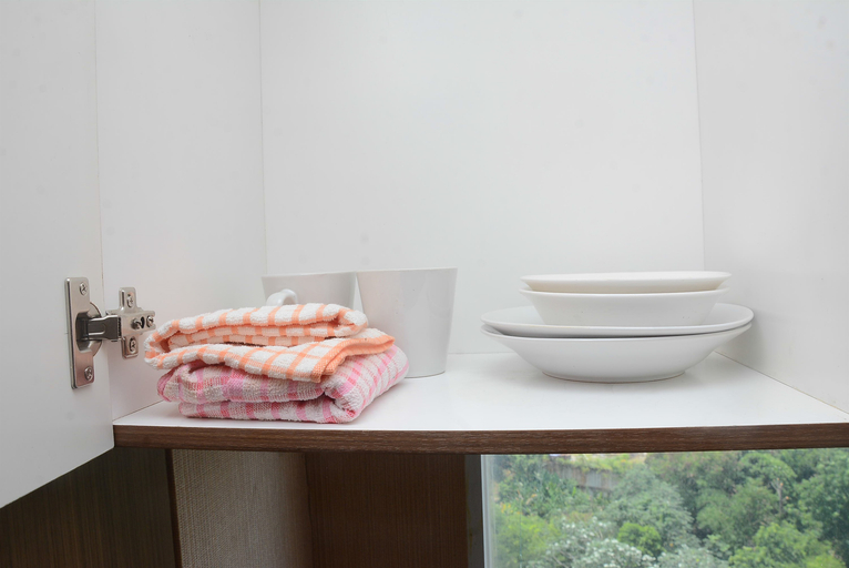 Food & Drinks, Cozy and Minimalist Studio Apartment at Saladdin Mansion By Travelio, Depok