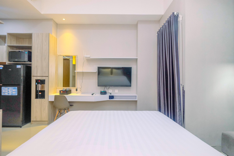 Bedroom 4, Homey and Warm Studio Apartment Oasis Cikarang By Travelio, Cikarang