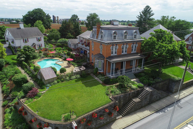 Exterior & Views 3, Greystone Manor Bed & Breakfast, Lancaster