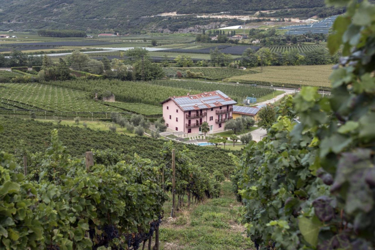 Exterior & Views 1, Residence La Vigna, Trento