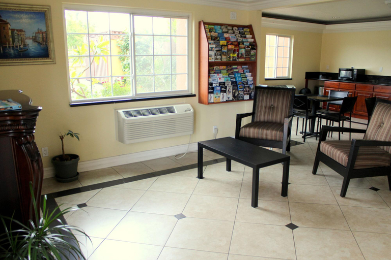 Public Area 2, Orange Show Inn San Bernardino, San Bernardino