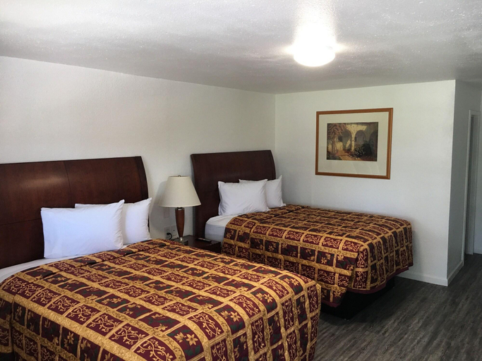 Bedroom 5, Quest Inn Weatherford, Parker