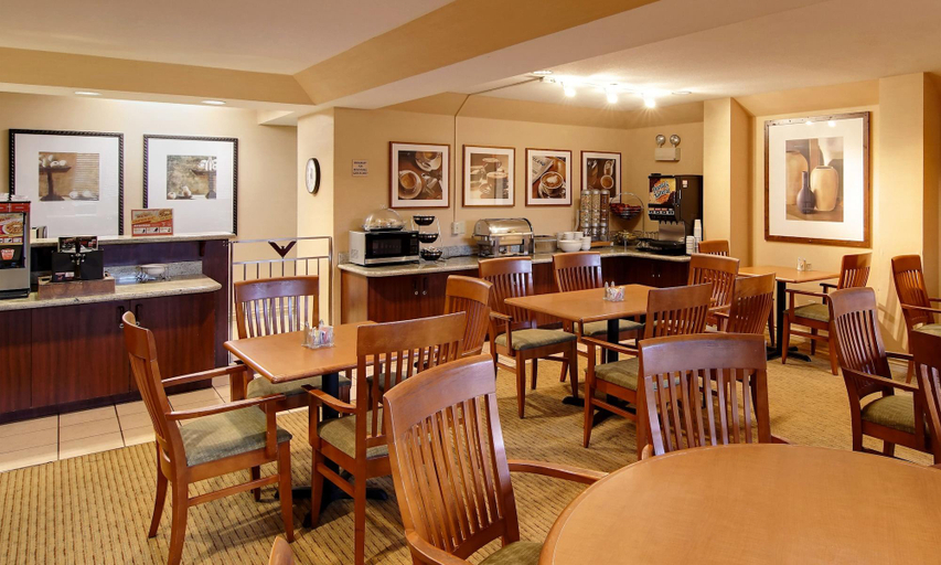 Food & Drinks 5, Phoenix Inn Suites South Salem, Marion