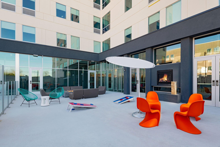 Public Area 2, Aloft by Marriott Waco Downtown, McLennan