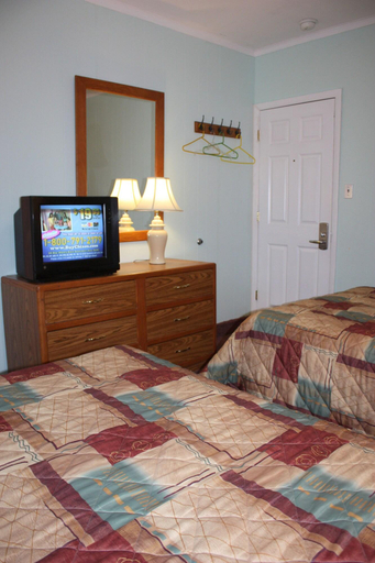 Public Area 3, Key West Motel, Cape May