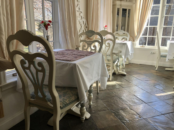 Food & Drinks 5, Frederick William House, Barnstable