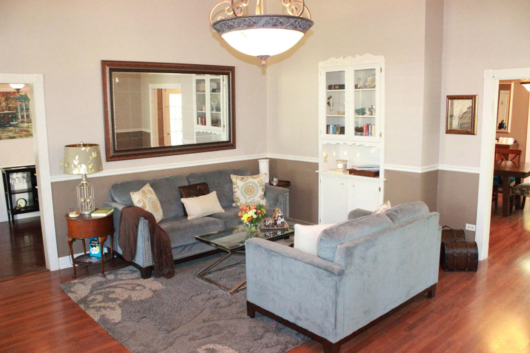 Public Area 2, Huffman House, Webster