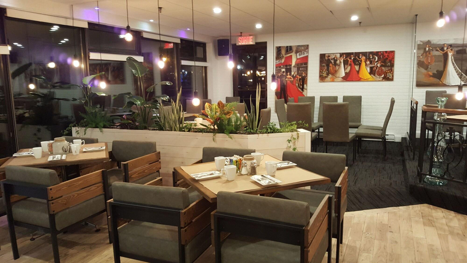 Food & Drinks 5, Hôtel Sept-Îles, Sept-Rivières--Caniapiscau