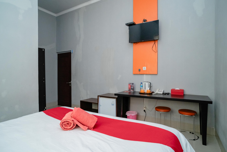 Bedroom 5, RedDoorz @ Jalan Pendidikan Mataram, Lombok
