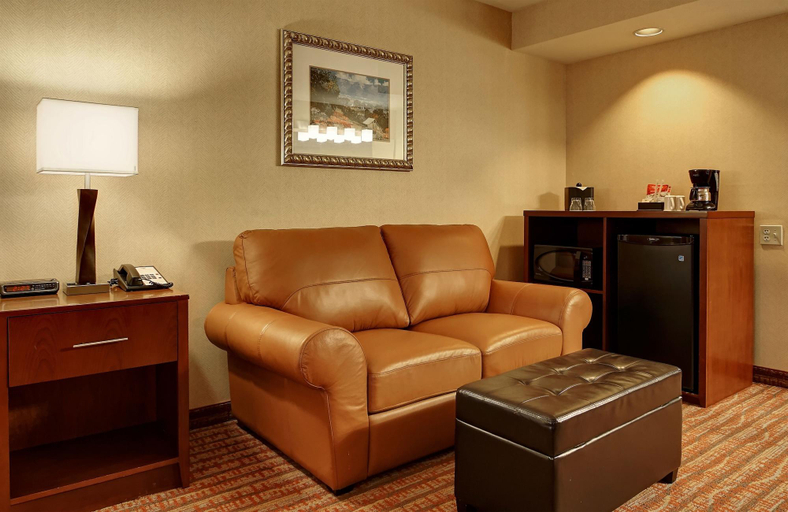 Bedroom 3, Phoenix Inn Suites South Salem, Marion