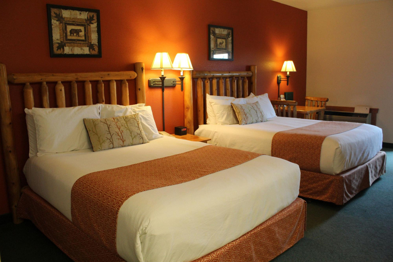 Bedroom 3, The Waters Of Minocqua, Oneida