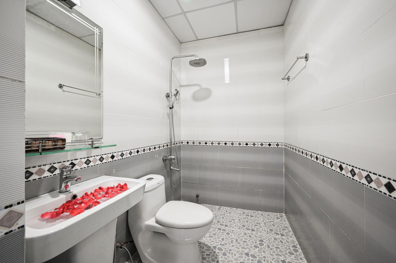 Bathroom 5, Venus Hotel, Gò Vấp