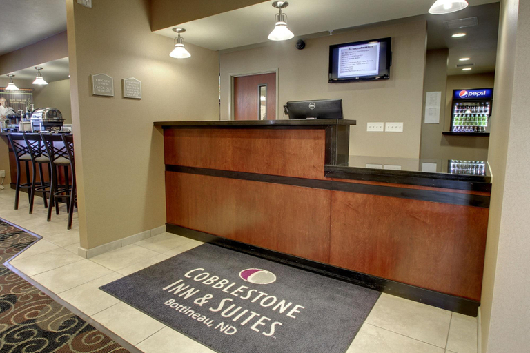 Public Area 2, Cobblestone Inn & Suites - Bottineau, Bottineau