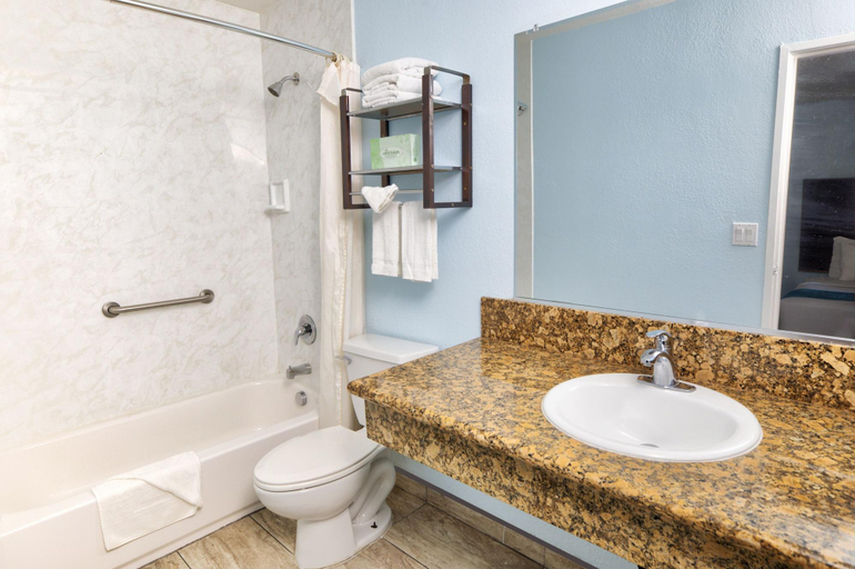 Bathroom 5, Sunrise Inn San Diego, San Diego