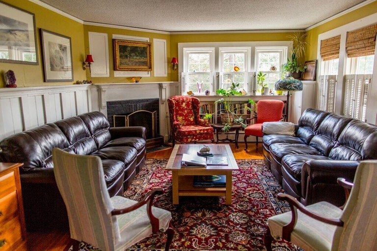 Public Area 2, The Red Door B&B, Berkshire