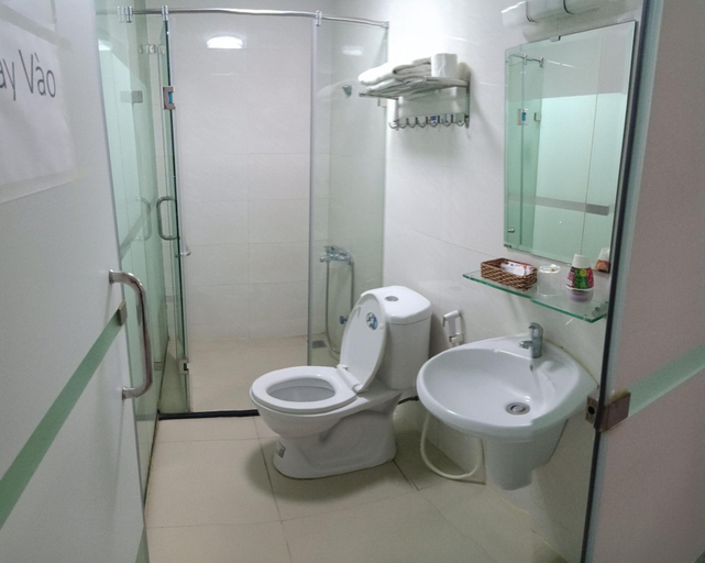 Bathroom 5, Linh Anh Hotel, Hai Bà Trưng