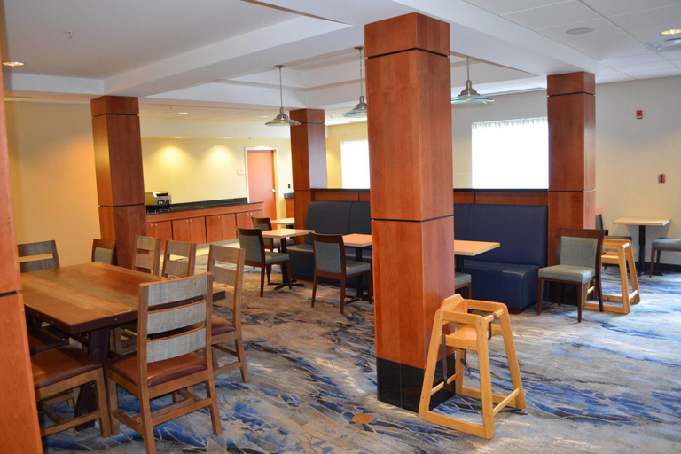 Public Area 2, Fairfield Inn & Suites by Marriott Sault Ste. Marie, Algoma