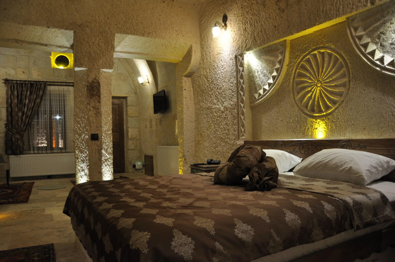 Bedroom 3, Cavusin Cave House, Nevşehir
