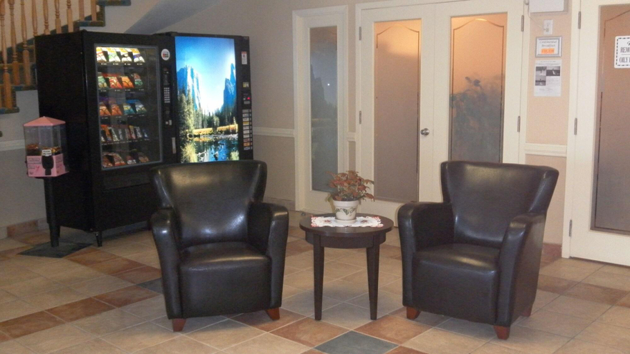Public Area 2, Stampeder Inn, Division No. 8