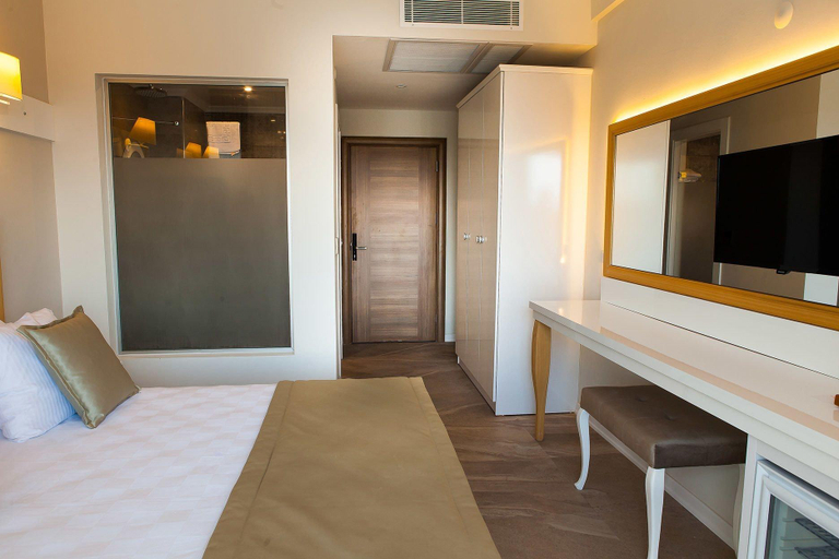 Bathroom 5, As Hotel Cesme, Çeşme
