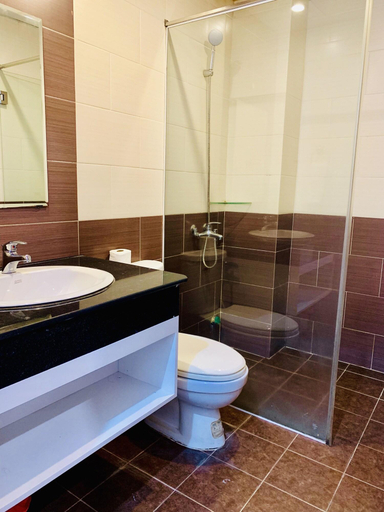 Bathroom 5, Sunny Beach Hotel & Apartment, Da Nang