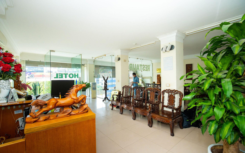 Food & Drinks 5, Ho Sen Xanh Hotel, Tây Hồ