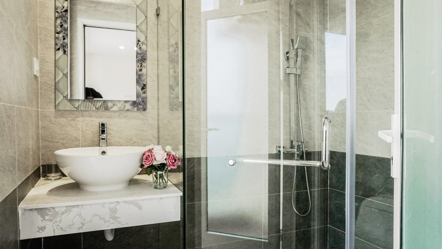 Bathroom 4, Glory Hotel, Nha Trang
