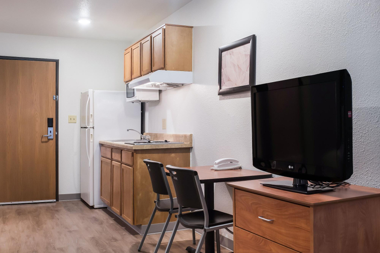 Bedroom 3, WoodSpring Suites Denton, Denton