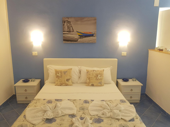 Bedroom 5, 100 Passi Dal Mare, Salerno