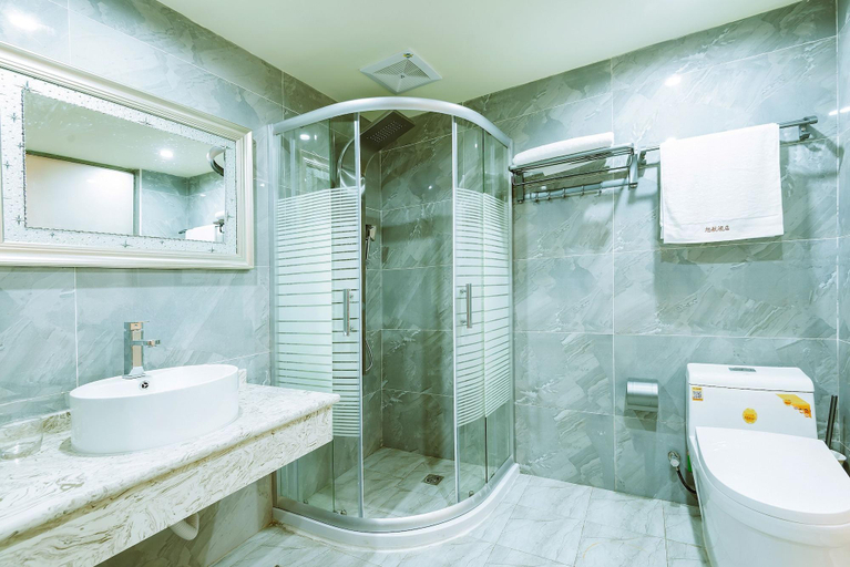 Bathroom, Qingcheng Sunrise Sailing Hotel, Chengdu